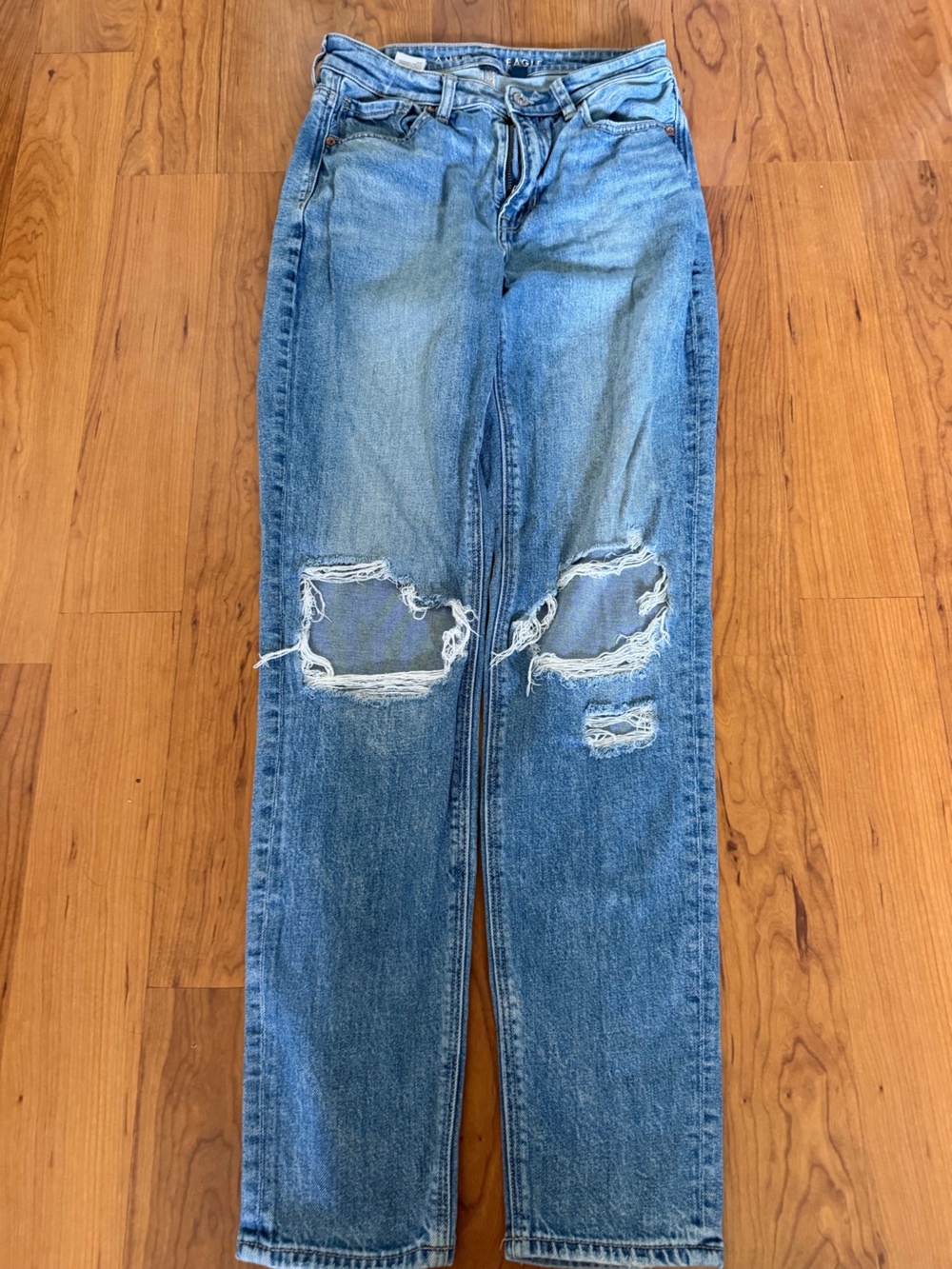 Men's Blue Distressed Straight-Leg Jeans